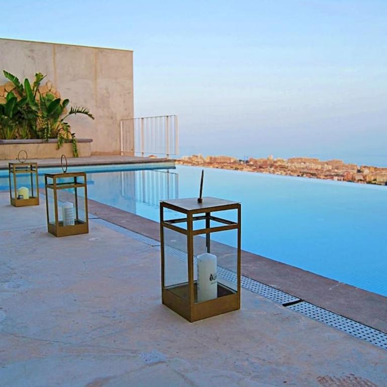 New, spacious villa with amazing views - Villa - 1