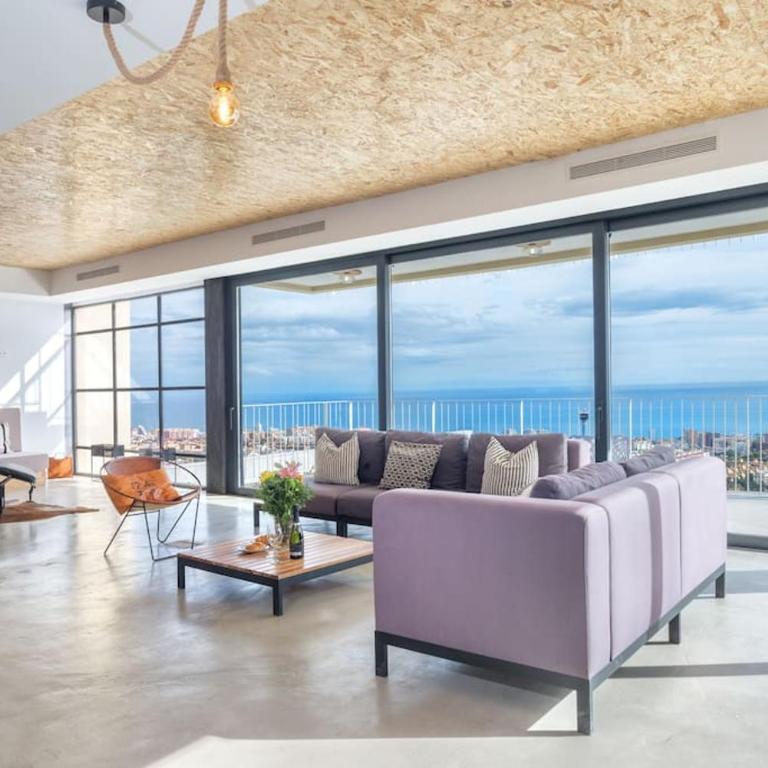 New, spacious villa with amazing views - Villa - 10
