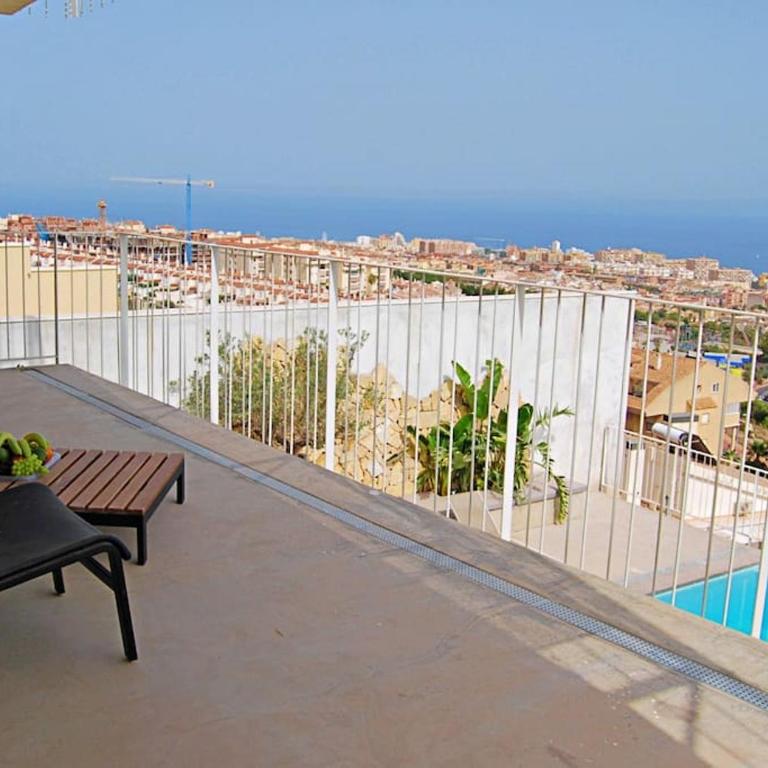 New, spacious villa with amazing views - Villa - 47