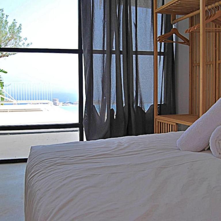 New, spacious villa with amazing views - Villa - 61