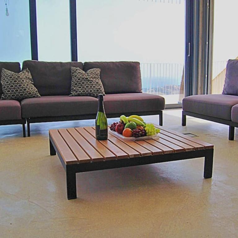 New, spacious villa with amazing views - Villa - 85