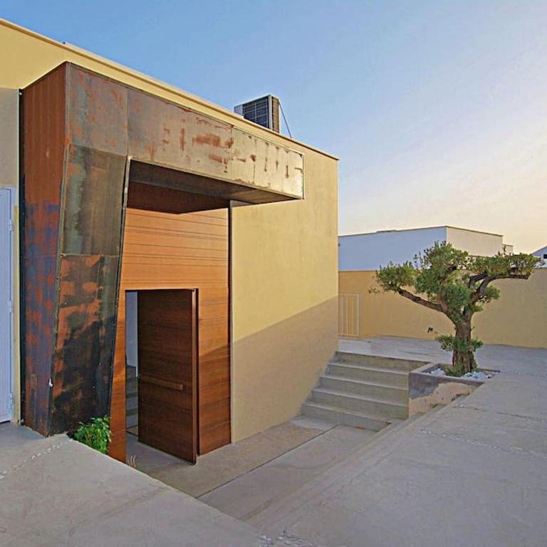 New, spacious villa with amazing views - Villa - 90