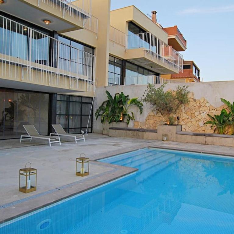 New, spacious villa with amazing views - Villa - 93