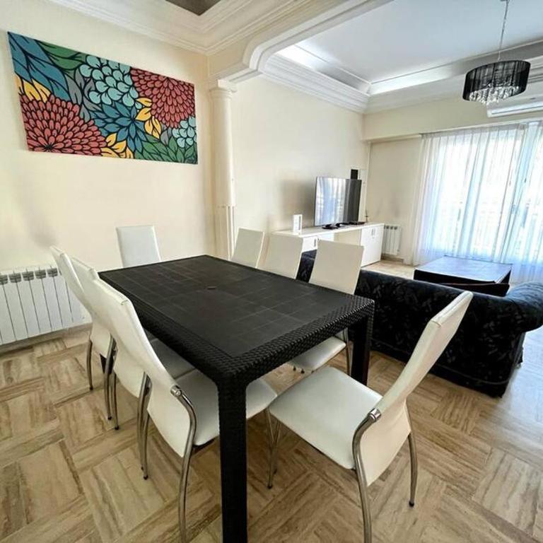 DOHO Urquiza 150 m2 8 PAX - Apartamento de 3 dormitorios - 19