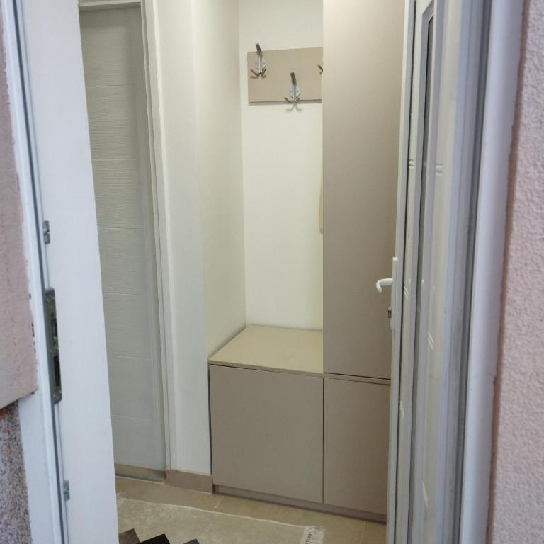 Apartmani Mladenovic - Apartman - Prizemlje - 1