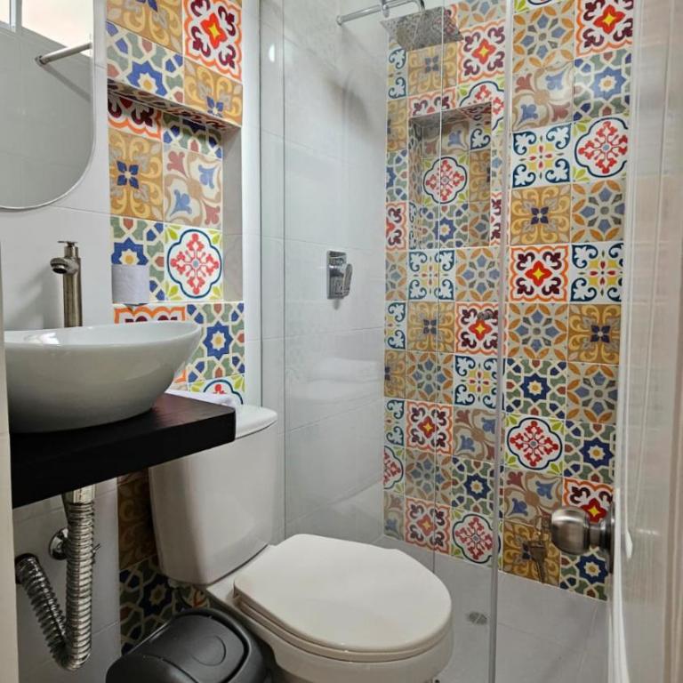 Casa Colibrí 303 Envigado - Habitación Individual con baño compartido - 1