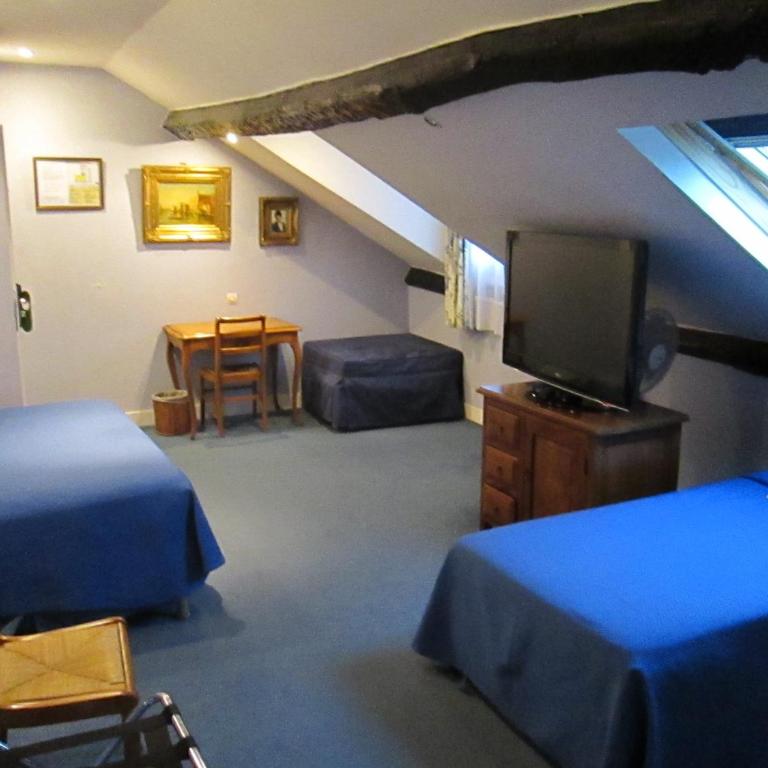 Hotel des Arts - Cite Bergere - Chambre Quadruple - 2