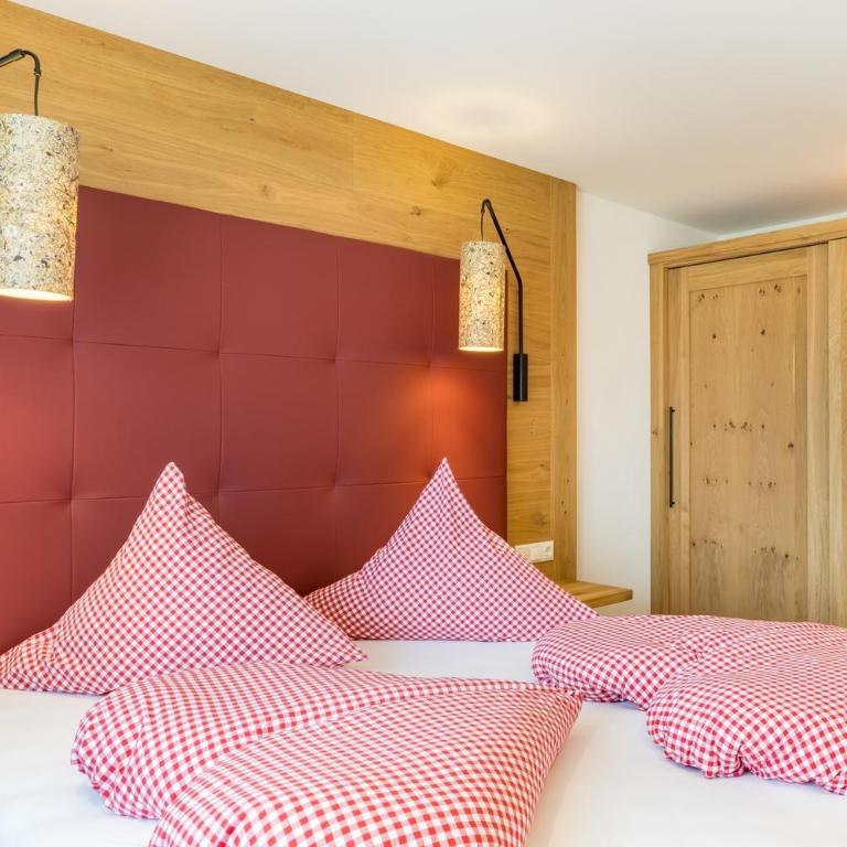 Bergzeit - Hotel & Appartements - Apartment mit 2 Schlafzimmern und Bergblick - 6