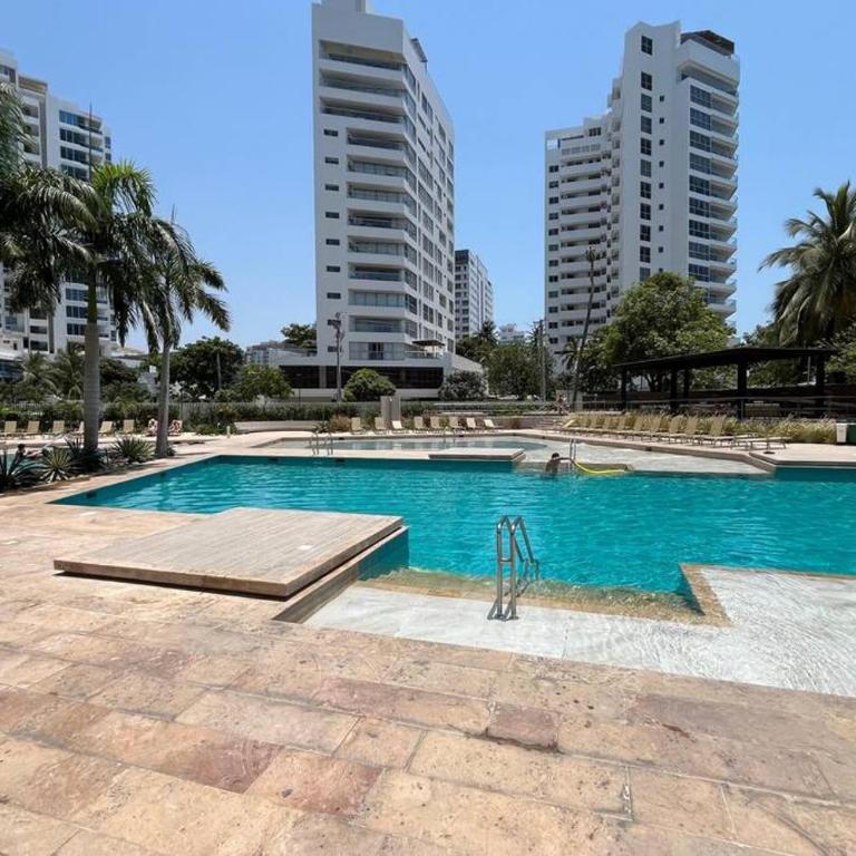 Spectacular beachfront apt luxury amenities - Apartamento de 3 dormitorios - 11