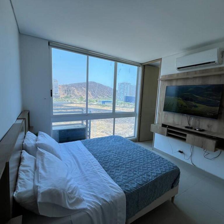 Spectacular beachfront apt luxury amenities - Apartamento de 3 dormitorios - 53