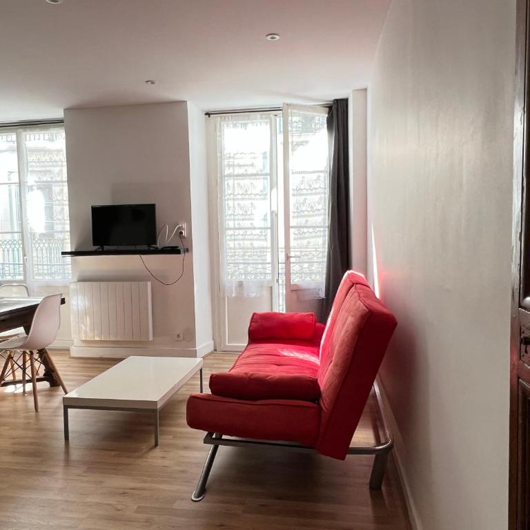 Au coeur de Cauterets, T2 + alcôve. 4P. - Appartement 1 Chambre - 13