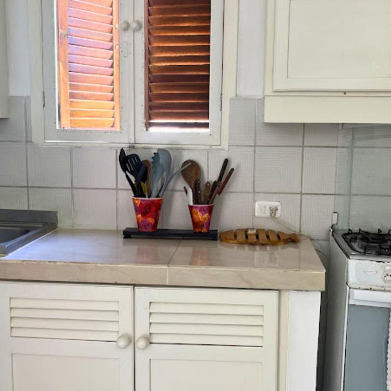Hermosa Casa de 3 pisos - Casa de 2 dormitorios - 17