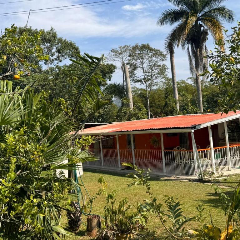 Finca Villa Rosita-Tu Paraíso Campestre cerca de Bogotá - Casa de 3 dormitorios - 57