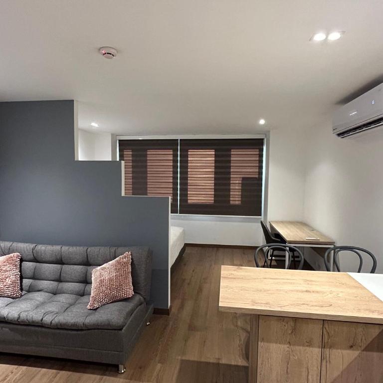 Cómodo Apartamento y metro de Medellín a un paso - Apartamento de 1 dormitorio con vistas - 8