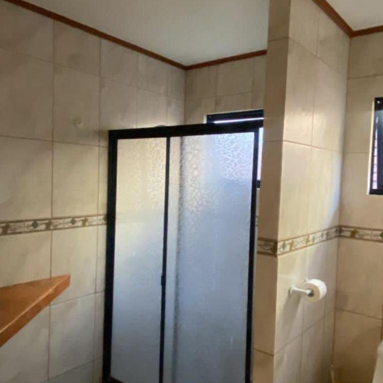 Hotel Pitrufquen - Bungalow de 3 dormitorios - 2