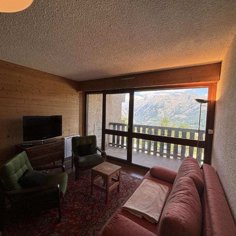 Auris en Oisans: Appart 4 pers, 250m pistes, balcon, parking gratuit, animaux admis - Apartment mit 1 Schlafzimmer - 2