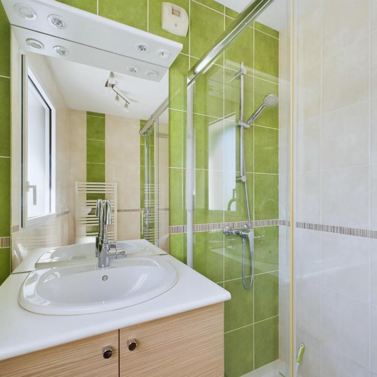 Vue directe port des Sables 4 adultes-2 enfants - Appartamento - 25