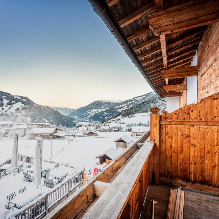 Alpen Wohlfühlhotel Dörflwirt - Doppelzimmer mit Balkon - 2