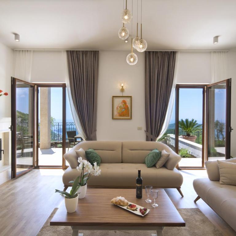 Luxury Villa Flower - Vila sa Sopstvenim Bazenom - 10