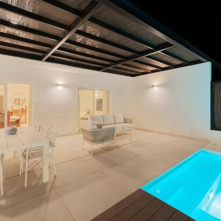 Villa Desi Relaxing villa with private pool - Chalet - 23