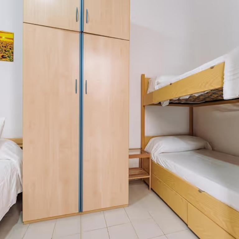 Casa Pinus - Two-Bedroom Apartment with Terrace and Sea View - 30