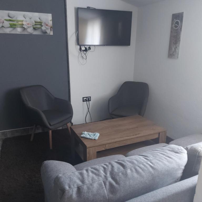 Blagajska 4 - Two-Bedroom Apartment - 2