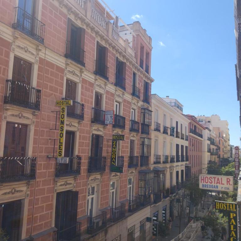 Fuencarral Adeco - Double Room with Extra Bed - 5