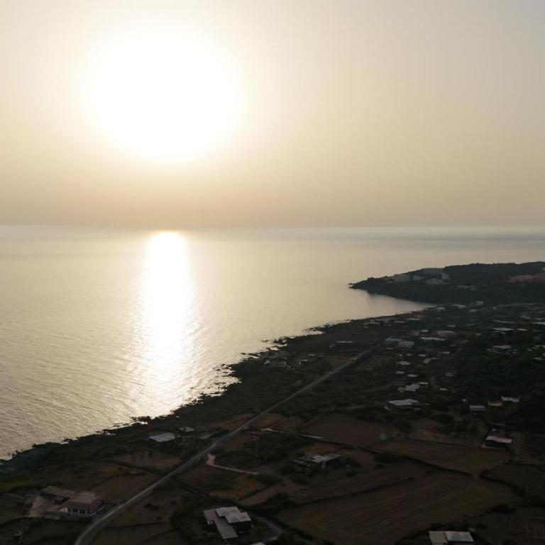 Dammuso Tuffo nel mare - Villa am Strand - 32