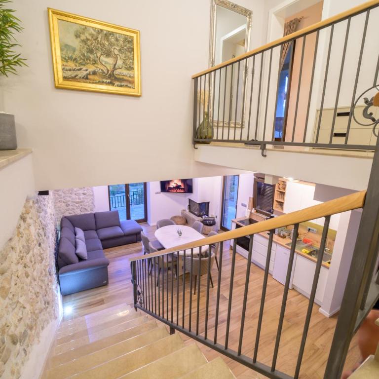 Villa Schumann - Three-Bedroom Villa - 36