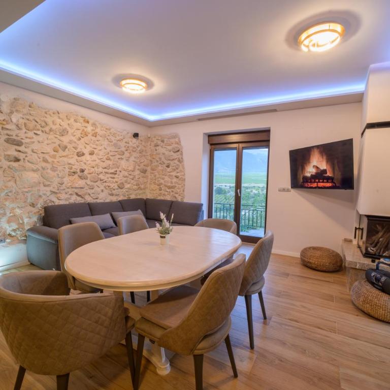 Villa Schumann - Three-Bedroom Villa - 63