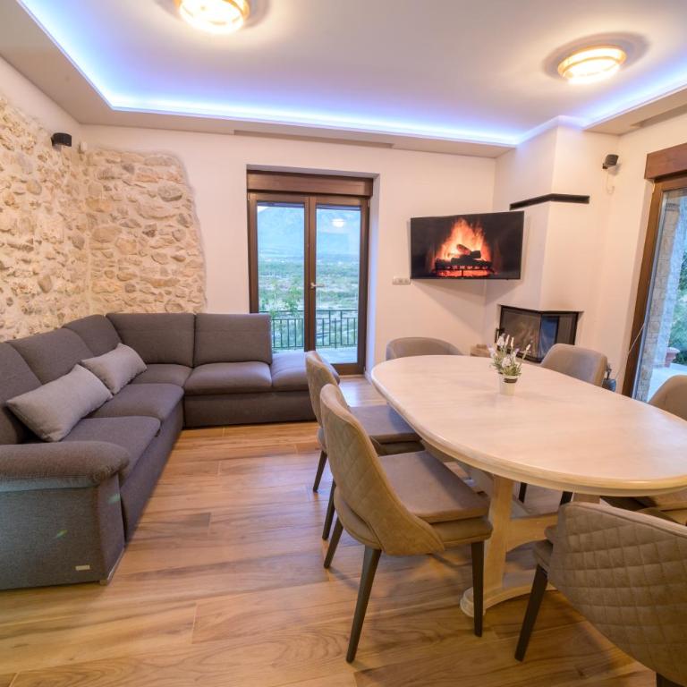 Villa Schumann - Three-Bedroom Villa - 22