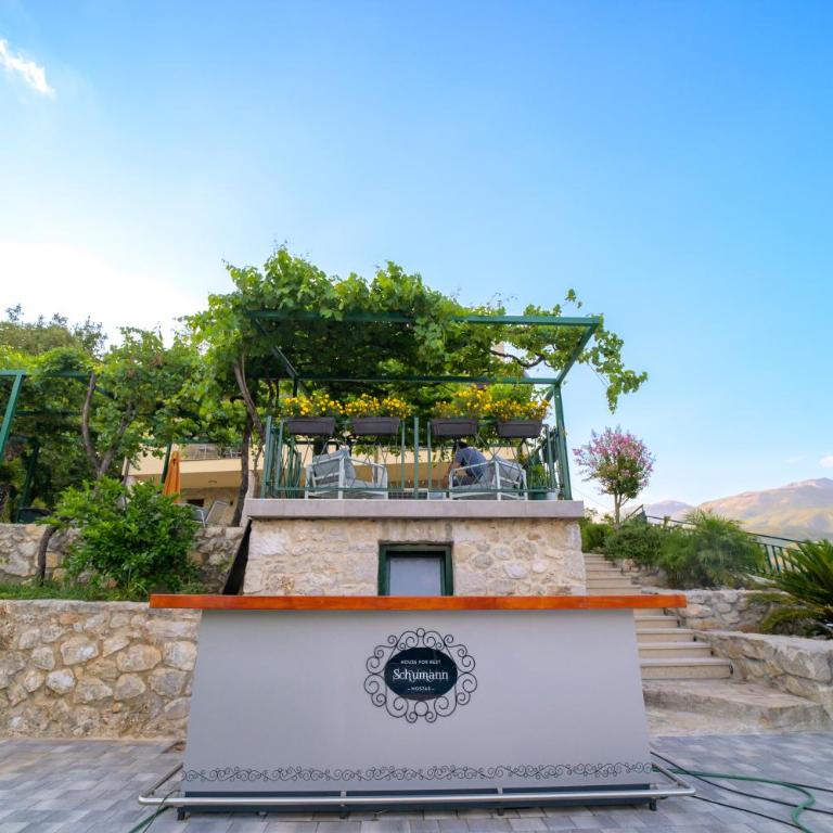 Villa Schumann - Three-Bedroom Villa - 84