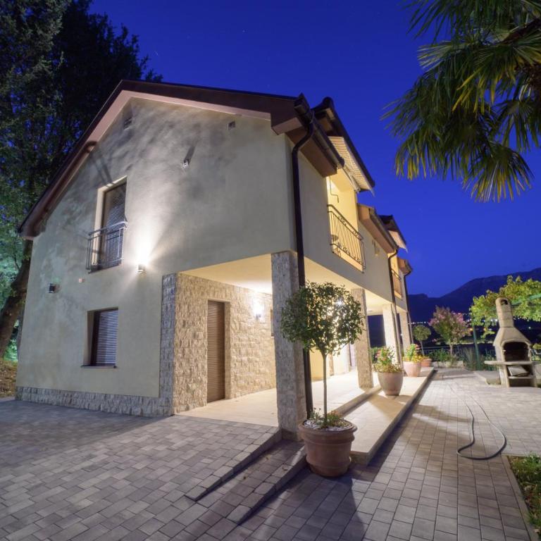 Villa Schumann - Three-Bedroom Villa - 97