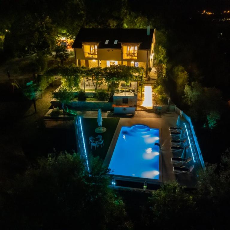 Villa Schumann - Three-Bedroom Villa - 42