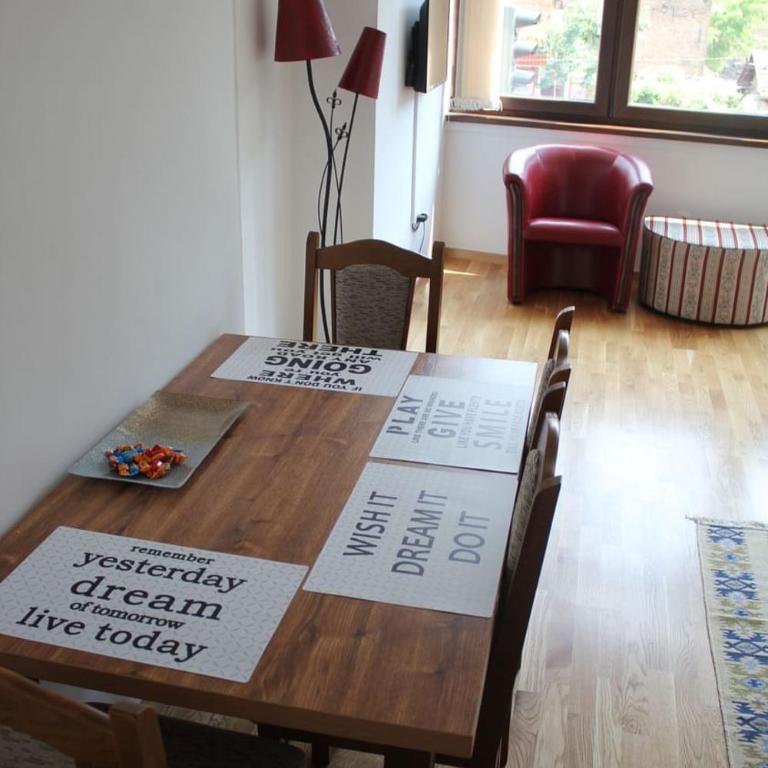 Mali Dvor - Two-Bedroom Apartment - 13