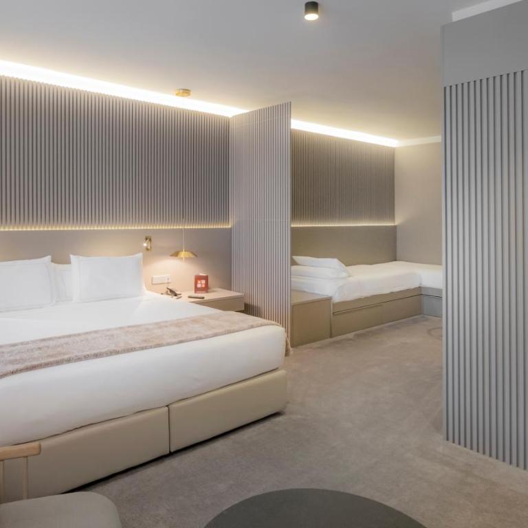 Carlemany Girona - Habitación Familiar (2 adultos + 2 niños) - 8