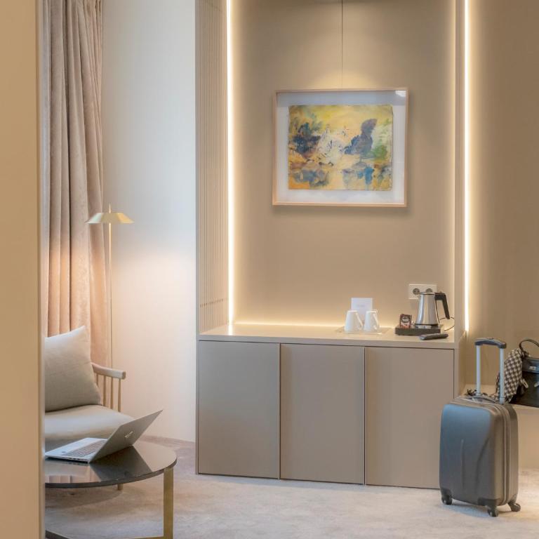 Carlemany Girona - Suite Junior - 13