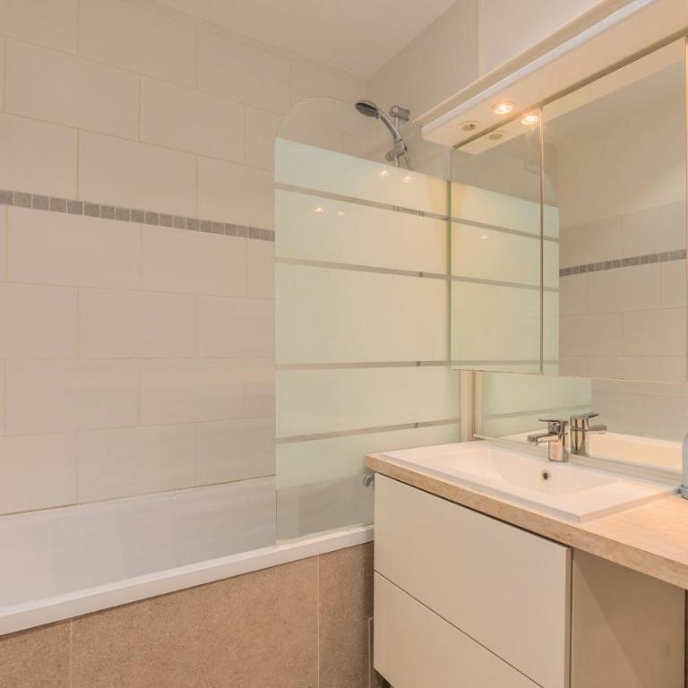 Appartement une chambre, proche métro - Appartement - 16