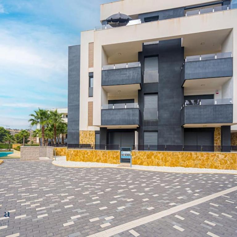 Beautiful 2 bedroom apartment in Orihuela Costa - Deluxe Apartment mit Balkon und 2 Schlafzimmern - 2
