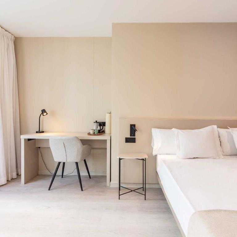 HQ Arena Hotel - Double Room with Terrace - 8