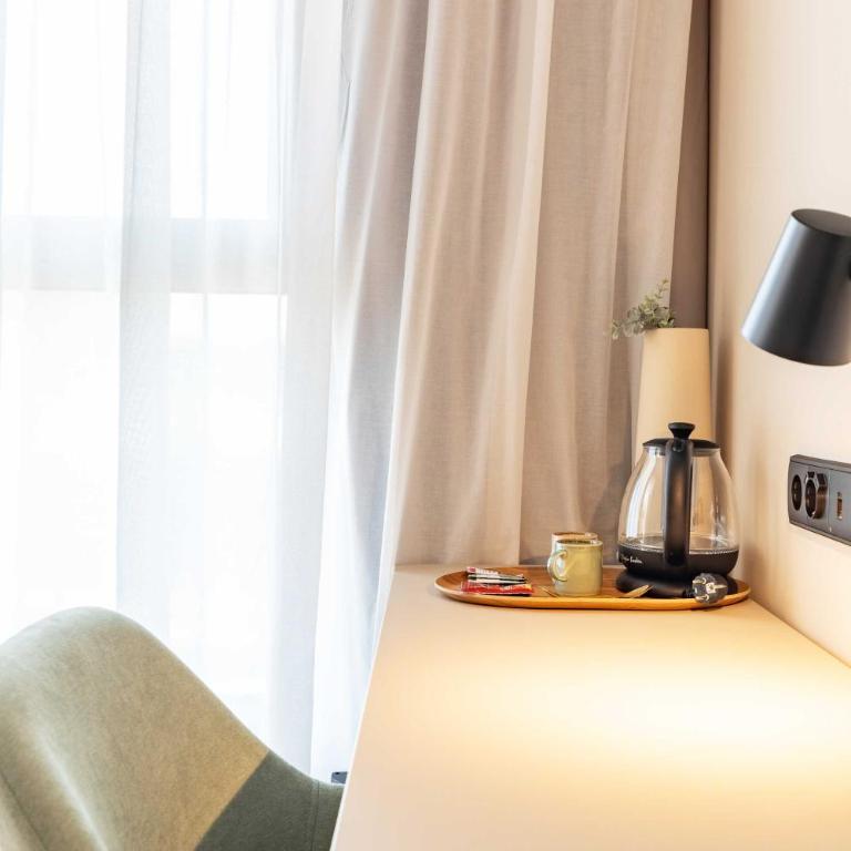 HQ Arena Hotel - Junior Suite - 7