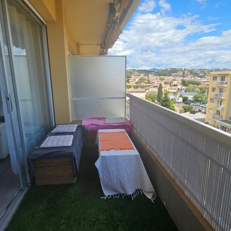 CHARMING STUDIO wiTH PRIVATE PARKING - Appartement 1 Chambre - 7