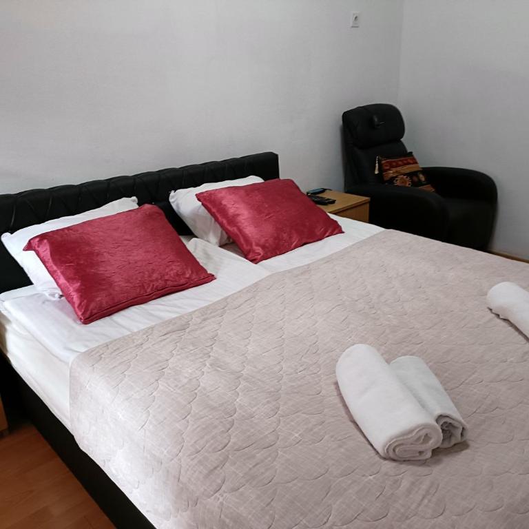 2 Bedroom Apartment, Grbavicka - Apartman sa 2 Spavaće Sobe - 1