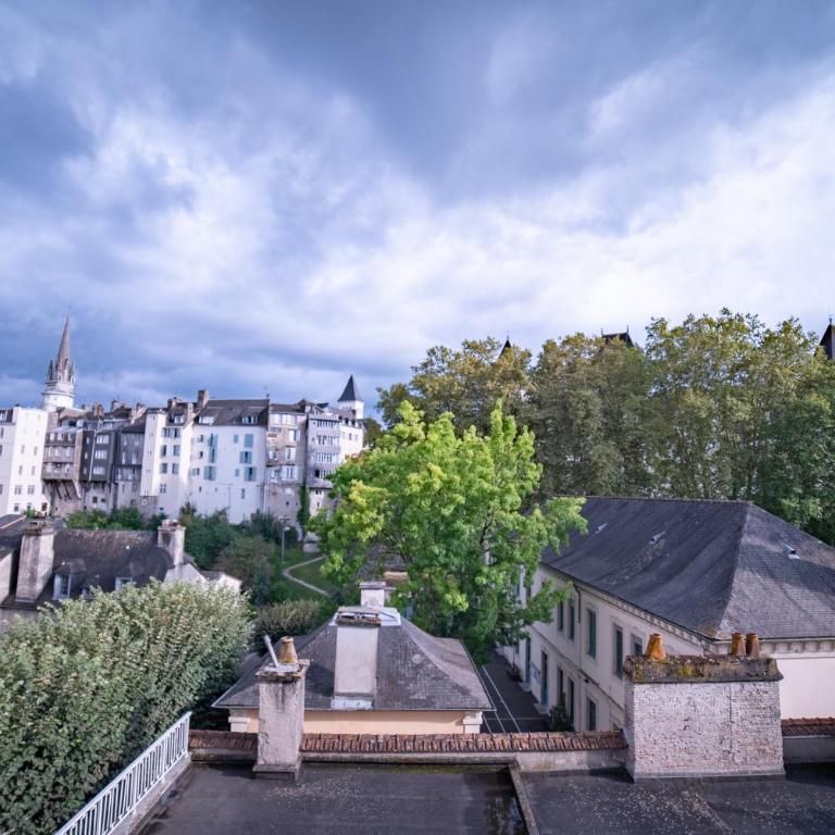La Vue Royale - Face château - Centre-ville - 4 personnes - Appartement 1 Chambre - 24