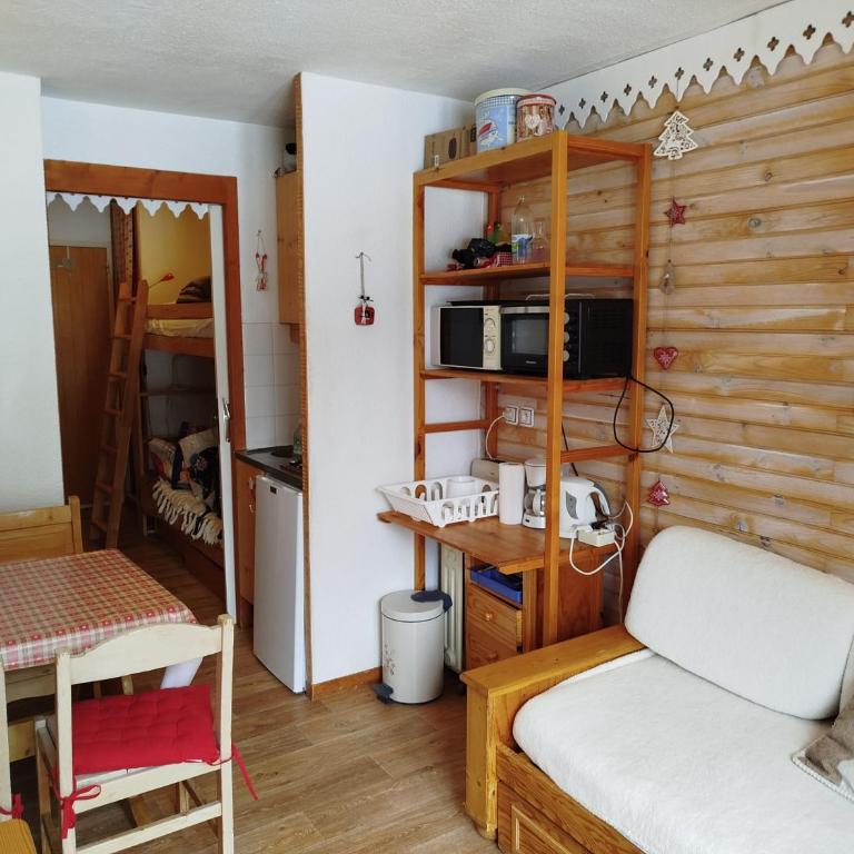 Studio chaleureux et cosy - Studio avec Balcon - 2
