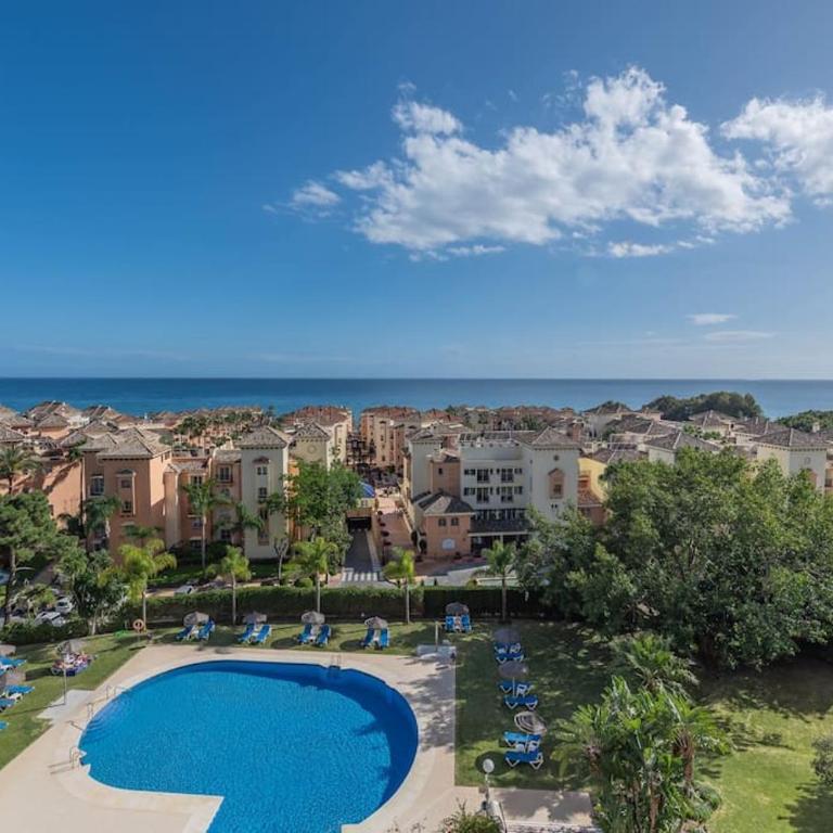 Charming Apartment with Sea Views - One-Bedroom Apartment - 10