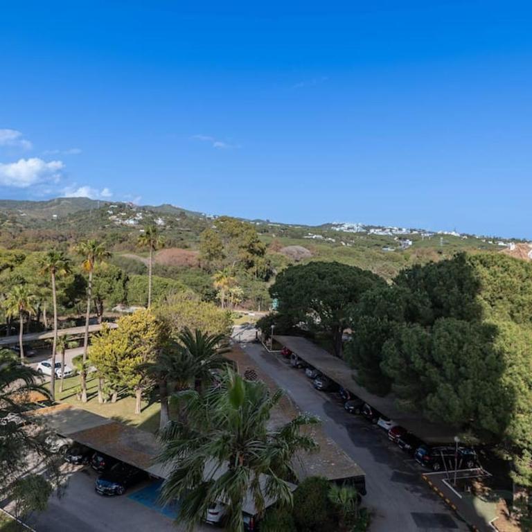 Charming Apartment with Sea Views - One-Bedroom Apartment - 34