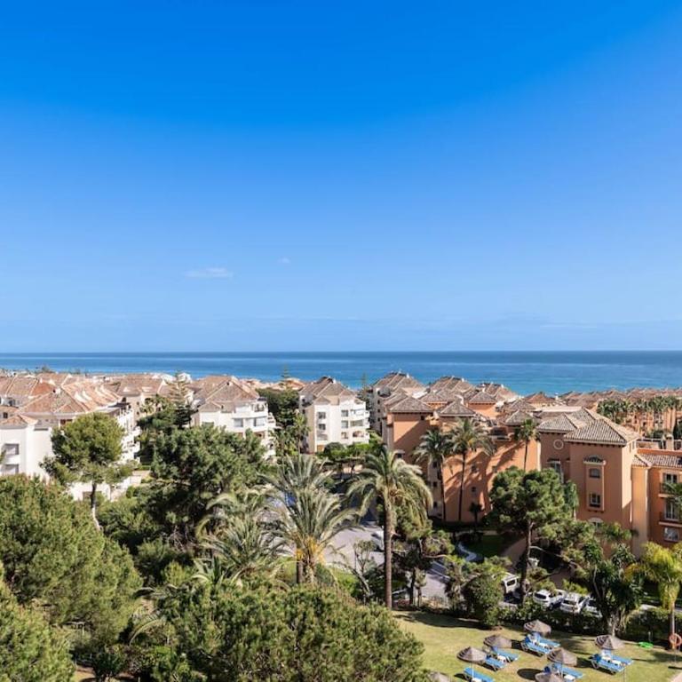 Charming Apartment with Sea Views - One-Bedroom Apartment - 35
