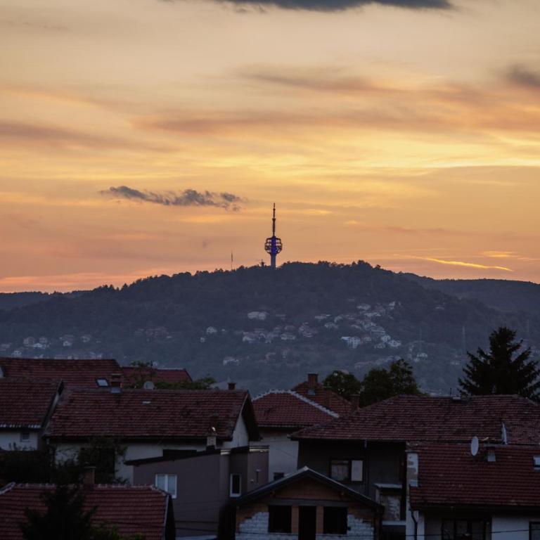 Heart and view of Old Town Sarajevo apartment 3 - Apartman sa 1 Spavaćom Sobom - 18