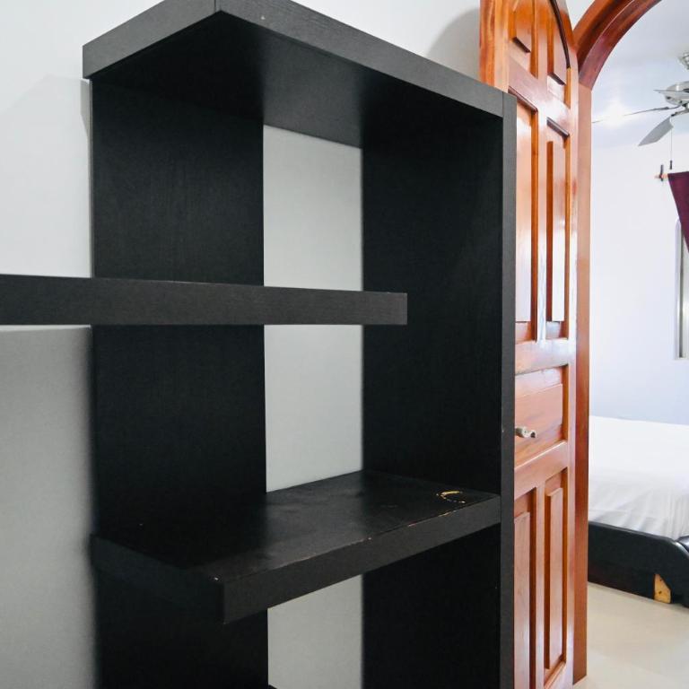 Spacious 3-story private house with ocean view - Five-Bedroom House - 56